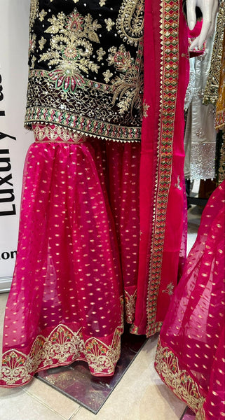 Mehndi Gharara Dresses 320