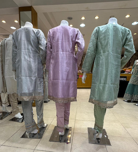 SPECIAL OFFER NEW Trouser Suits 576