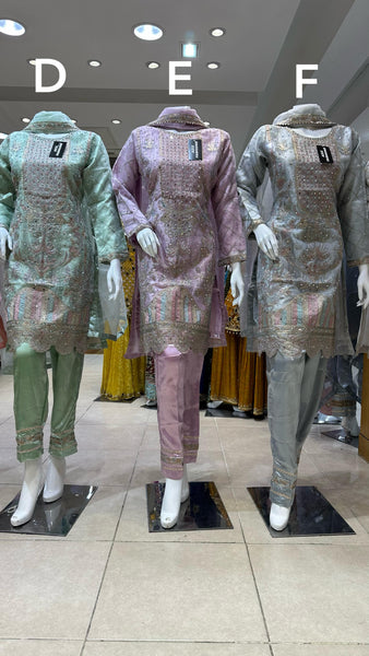 SPECIAL OFFER NEW Trouser Suits 576