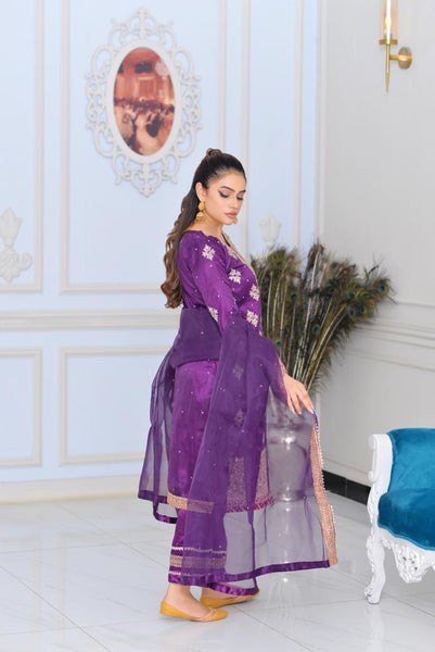 SPECIAL OFFER NEW Trouser Suits 501