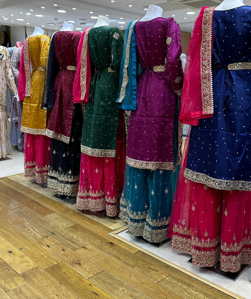 Mehndi Design Palazzo Suits 182