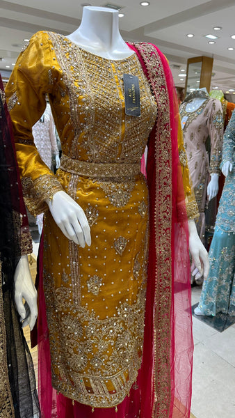 Mehndi Design Palazzo Suits 182