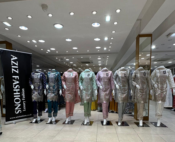 SPECIAL OFFER NEW Trouser Suits 576