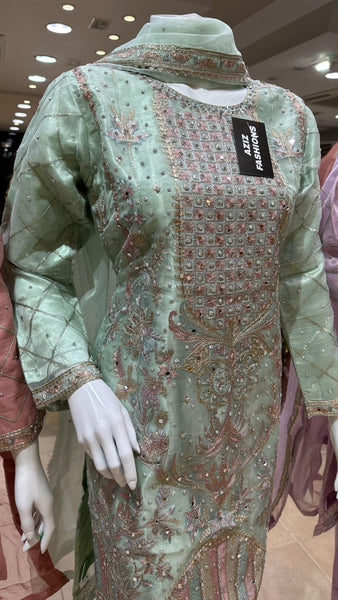 SPECIAL OFFER NEW Trouser Suits 576