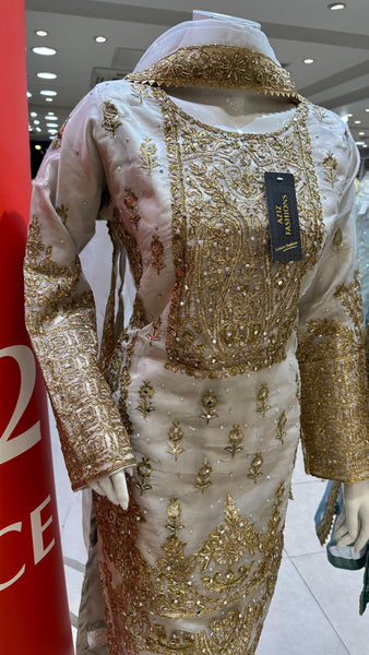 SPECIAL OFFER NEW Trouser Suits 999