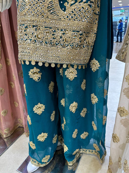 SPECIAL OFFER NEW Palazzo Suit 705